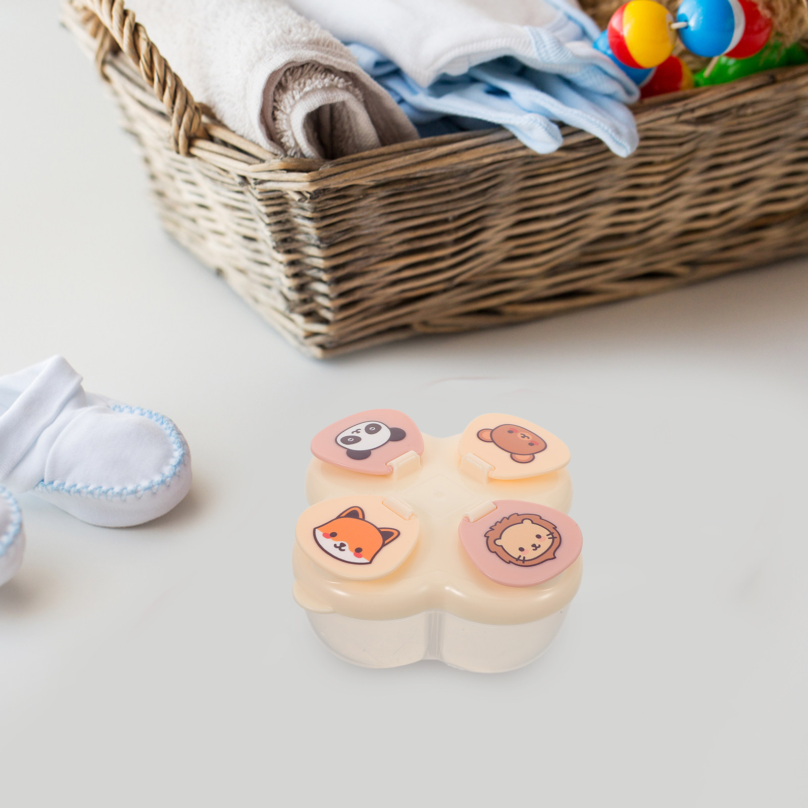 4つのコンパートメントを備えた携帯用粉ミルク容器、フォーミュ - Food Storage Dispenser のレビューと価格